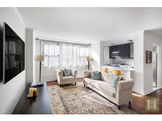 2 bedroom Apartment For Sale: 420 EAST..