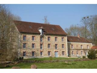 5 bedroom House For Sale: 77320 SEINE..
