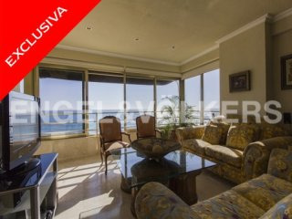Exclusive Apartment In B. Glassor In..
