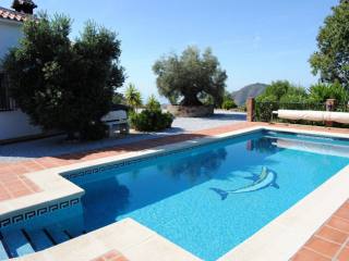 Villa for Sale in Competa, Competa..
