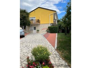 Crikvenica,Selce, Kuća s 3 apartmana i pogledom na more