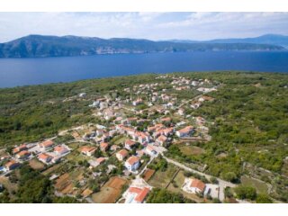 OTOK KRK- Vinograd u prodaji