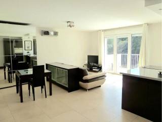Two bed with parking in Fabron