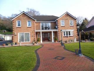 5 bedroom, Detached House house for sale