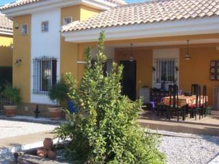 Los Montesinos Villas
