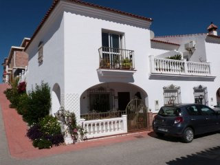 3 bedroom, 3 bathroom Semi-detached..