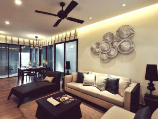 Flawless Town Homes in Great Location -..