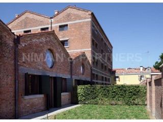 Appartamento in Vendita a Venezia