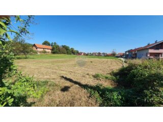 Zagreb, Petruševec - građevinsko zemljište  950 m2, u blizin