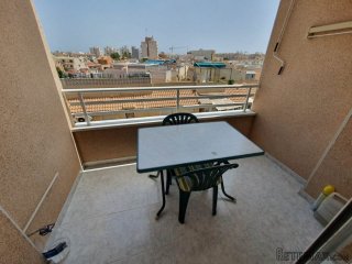 Bonito apartamento de 2 dormitorios y 1 baño, ascensor..