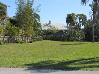Land For Sale: 1707 Palma Sola Blvd..