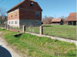 Kuća s velikom okućnicom na 7.960 m² – Tedrovec