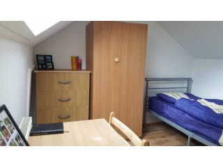 Single room, Zone 3, Leyton