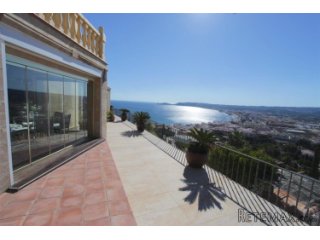 Spectacular luxury property with open views over the bay of..