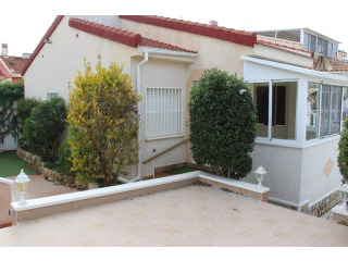 2 Bedrooms - Villa - Alicante - For Sale