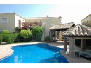 5 Bedrooms - Villa - Malaga - For Sale