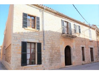 Refurbished manor house in the centre..