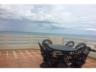 1 Bed Beachfront Condo At Hua Hin Condo..