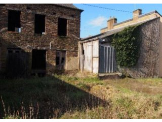 House and Outbuildng to Renovate