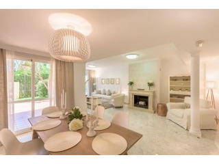 3 Bedrooms - House - Malaga - For Sale