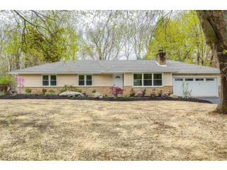 3 bedroom House For Sale: 40 Lorraine..