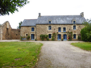 Beautiful Maison De Maitre With Garden..