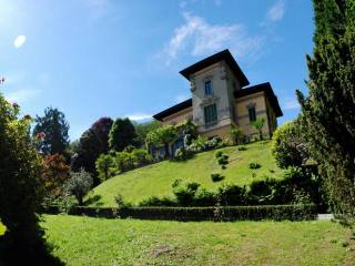 5 bedroom Villa For Sale: Stresa, IT
