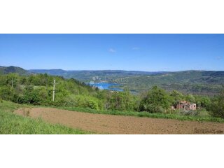Kršikla - imanje s građevinskim dijelom