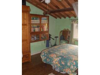 Village/town House - For Sale - North..