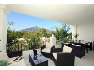 Spectacular Raised Ground Floor Unit in..