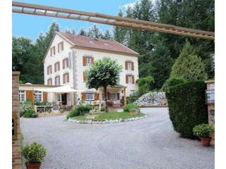 14 Bedrooms - House - For Sale