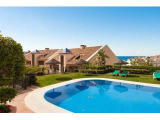 Apartment - For sale fully-furnished..