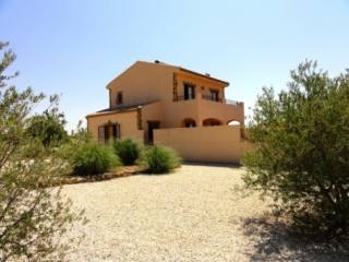 Traditional Finca Pinoso