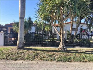 4 bedroom House For Sale: 8321 NW 170th..