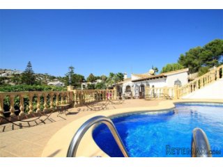 Villa for sale in Moraira, walking distance to..