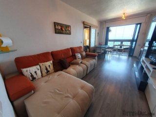 Nice 2 bedroom flat on the first line of the sea on the..