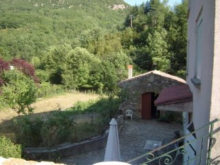 4 Bedrooms - Villa -..