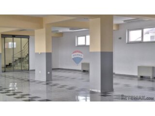Lučko/Stupnik – poslovni prostor 450 m² s parkingom