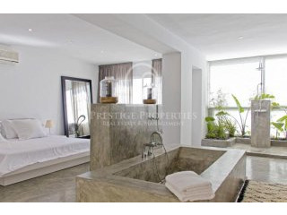 Beautiful minimalist style duplex in..