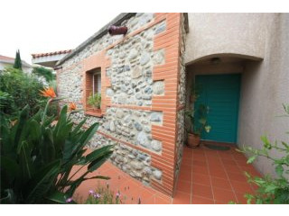 Full Of Charm Townhouse With Garden..