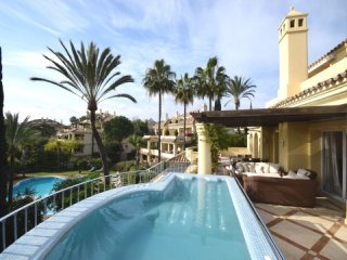 4 Bedroom Penthouse For Sale Situated..