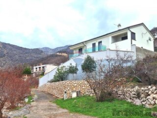 Senj, okolica - kuća kraj mora