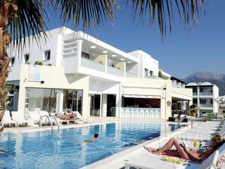 Hotel in Paphos, Cyprus, for Sale -..