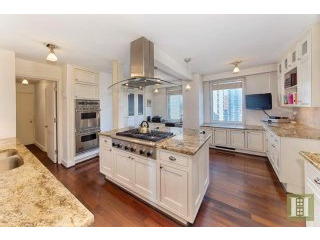 4 bedroom Apartment For Sale: 303 EAST..
