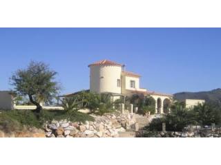 4 bedroom House For Sale: Lubrin