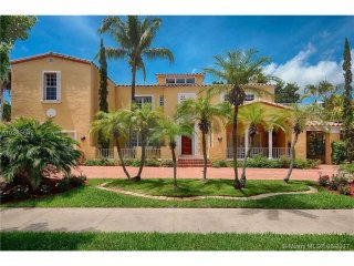 5 bedroom House For Sale: 1215 Alhambra..