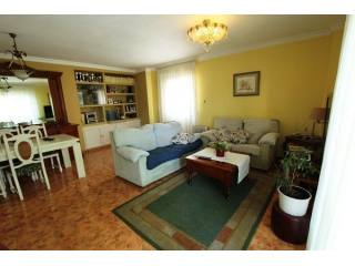Apartment - Very lighty 3 bedroom..