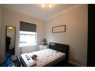 2 Bed Flat/Apartment To Let in London
