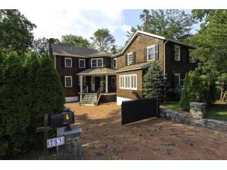 4 bedroom Residence For Sale: Rye, New..