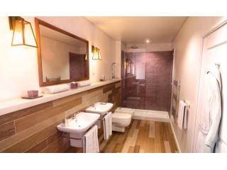 3 bedroom luxury apartment - full..